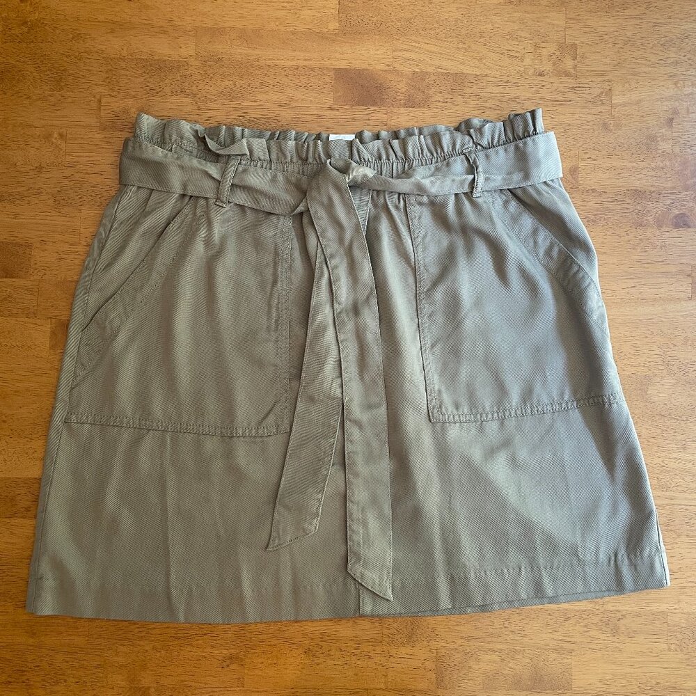 Size 14 H&M L.O.G.G. khaki mini skirt - new w/o tags